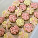 Buttercream Bow Cupcakes